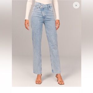 Abercrombie Ultra High Rise 90s Straight Long
